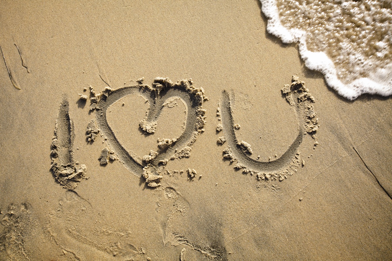 I Love You Beach Sand Portrait #PFaC #PFaC_Nepal Chris Hsieh Photography Nepal Earthquake Relief