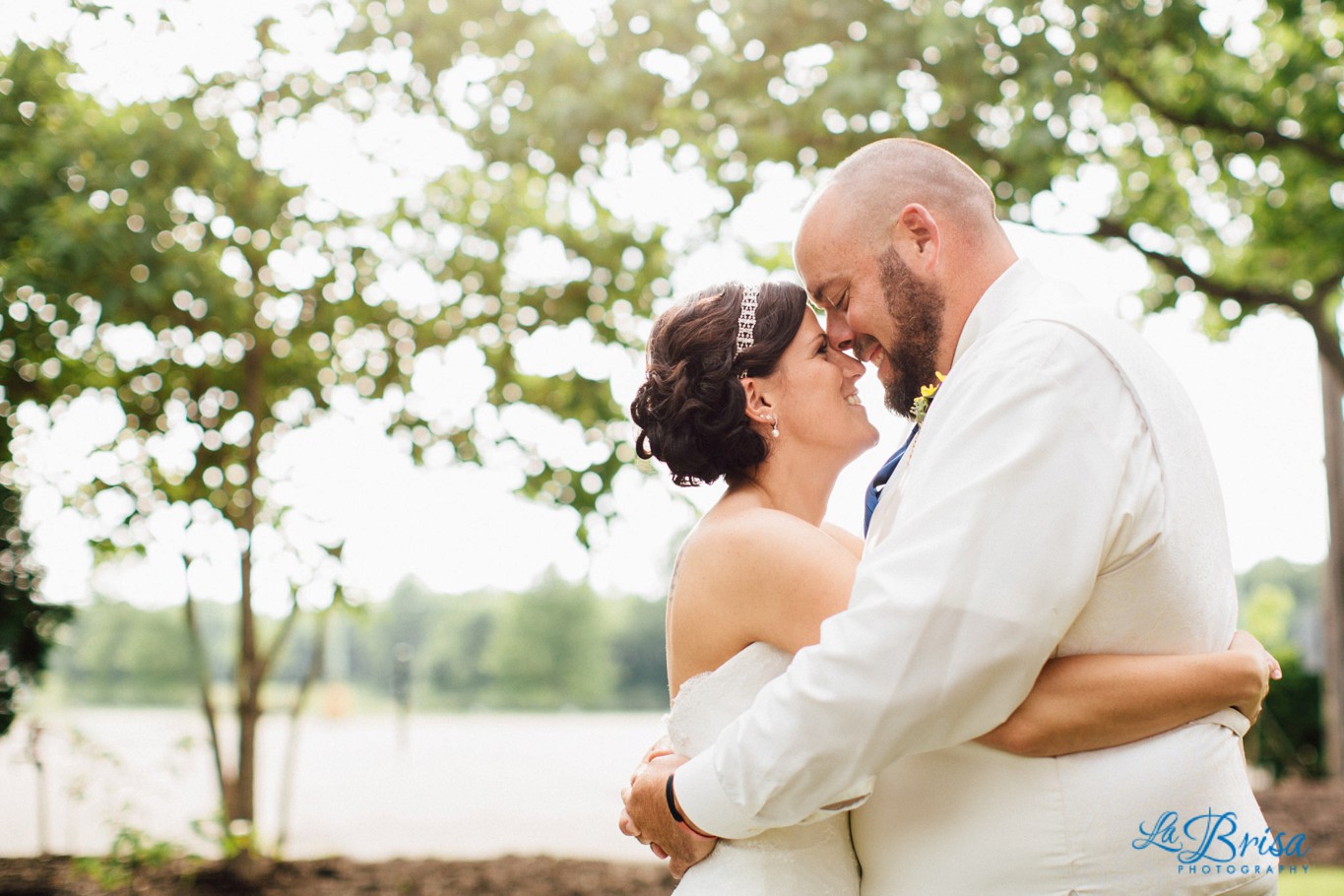 Alaine Seth Mansfield Ohio Wedding Photography Sarah Gudeman La Brisa Photography