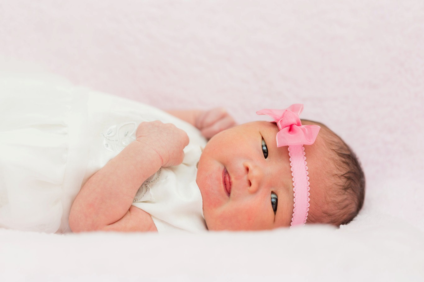 Newborn Baby Girl Family Portraits Chris Hsieh La Brisa Photography