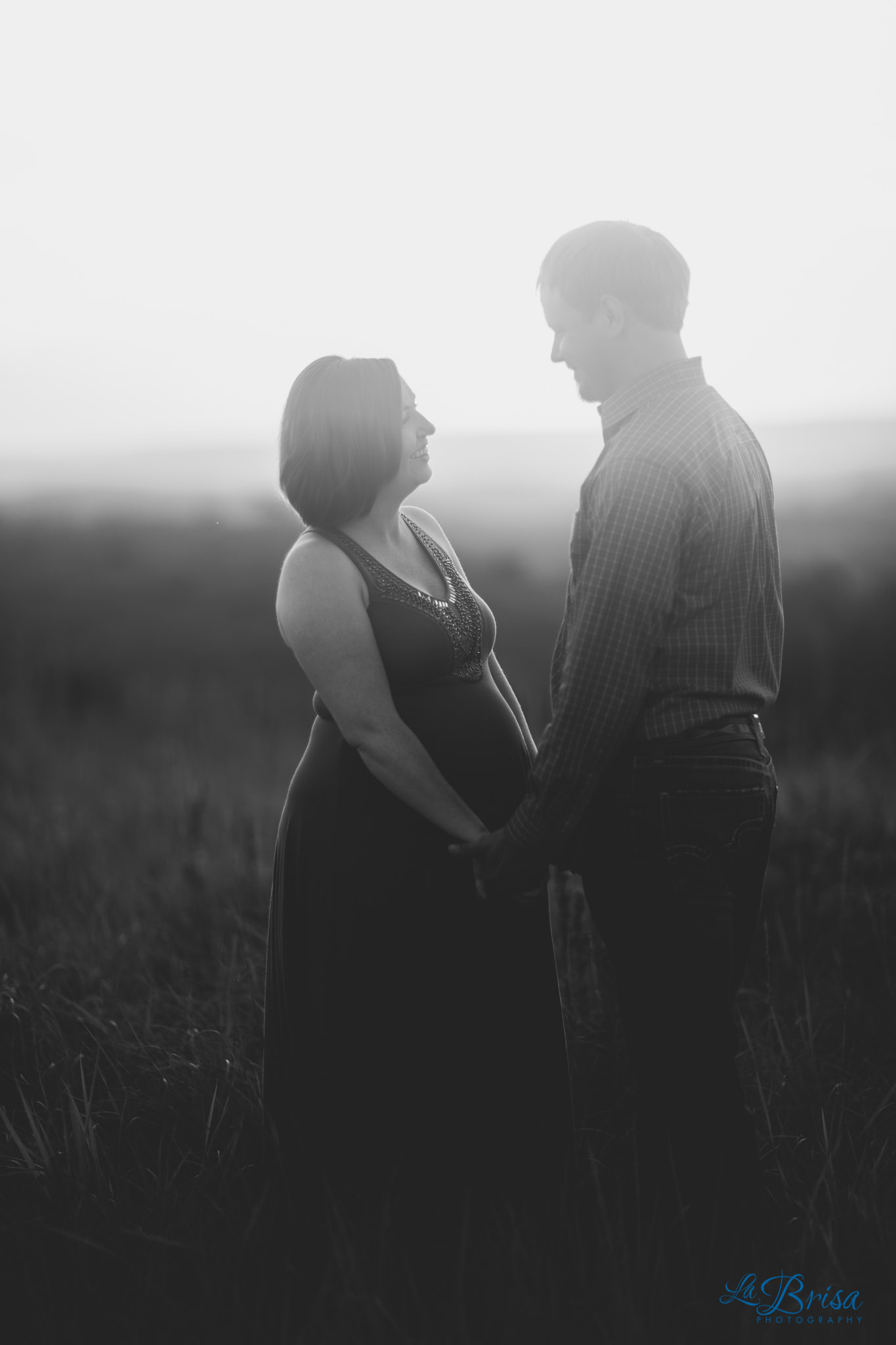 Manhattan KS Maternity Photographer Chris Hsieh La Brisa Photography