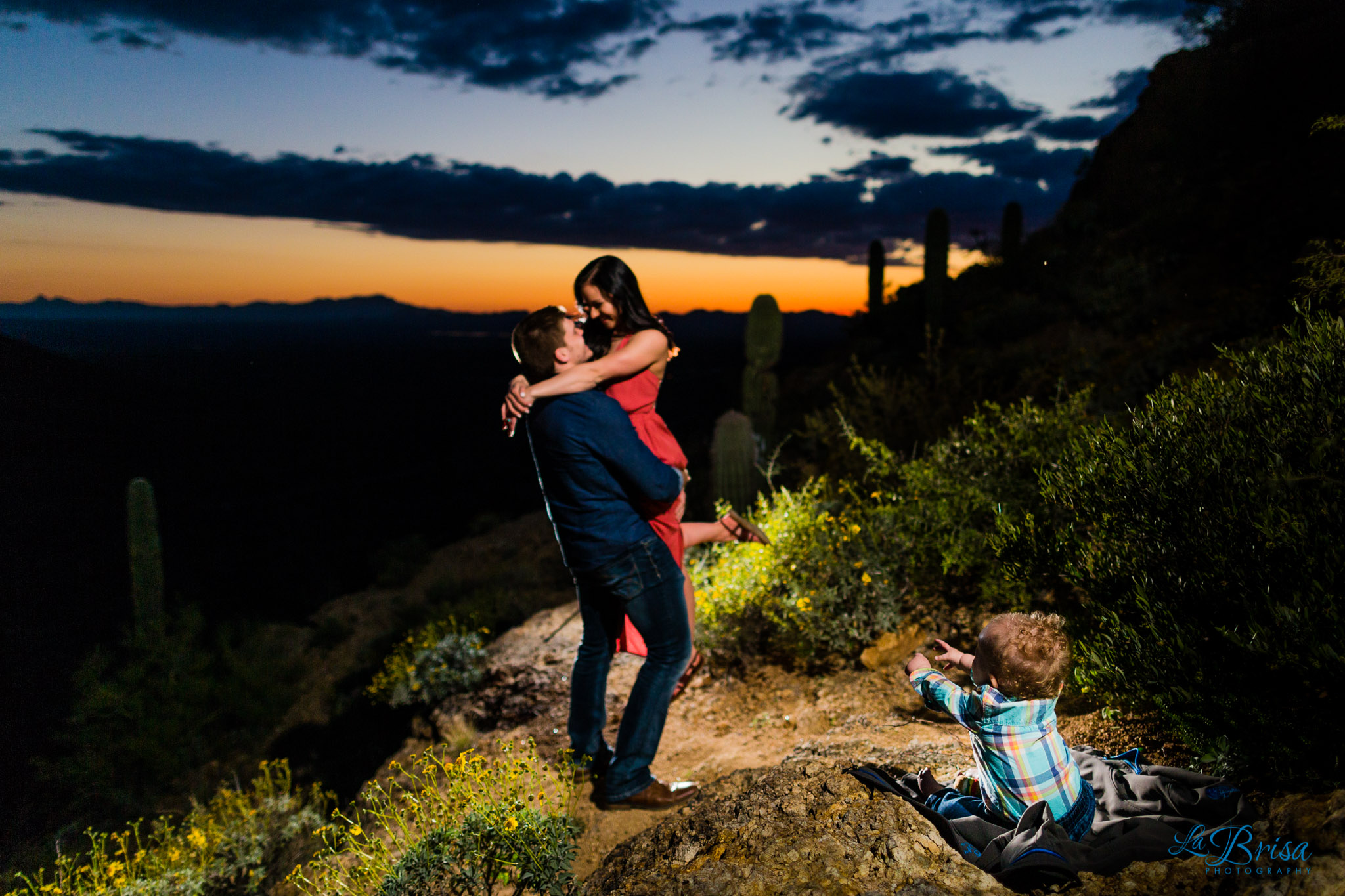 gates pass tucson family photo